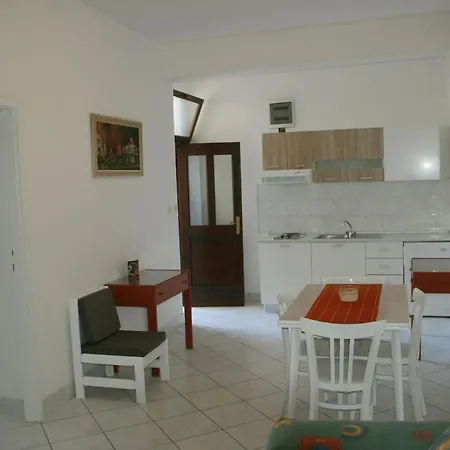 Robert Apartment Brna